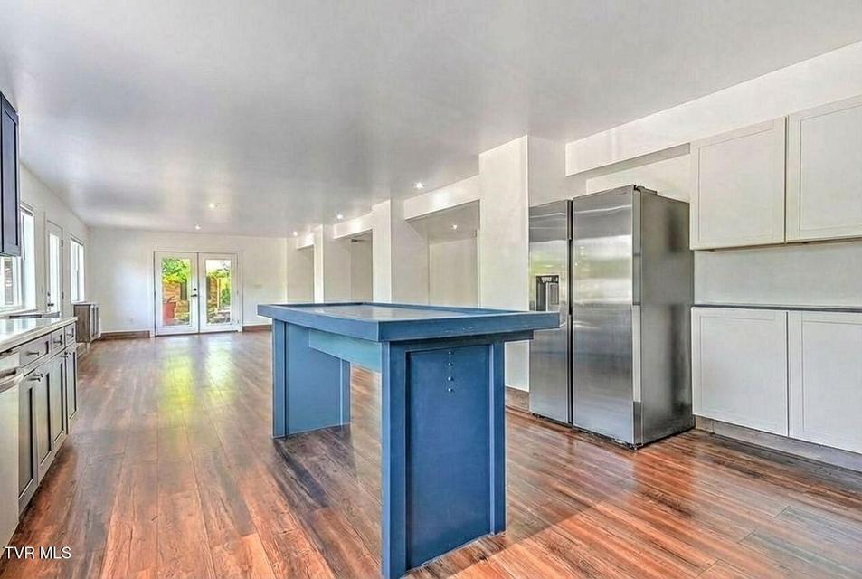 Photo #31: 3 Overlook Court