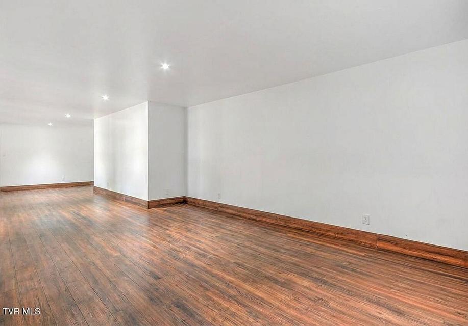 Photo #34: 3 Overlook Court