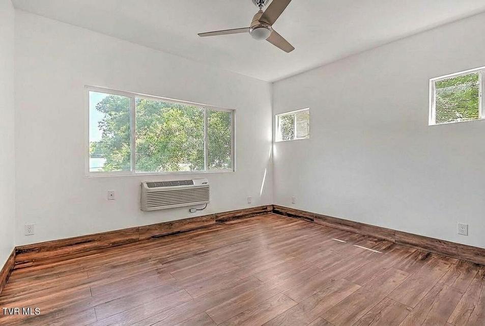 Photo #44: 3 Overlook Court