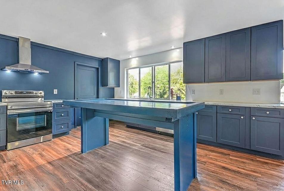 Photo #47: 3 Overlook Court