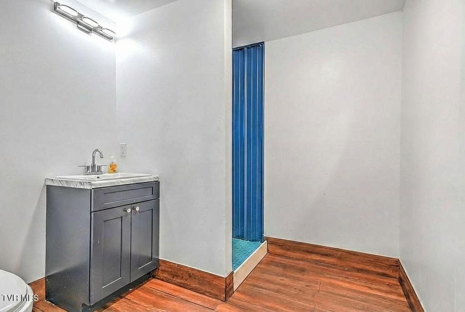 Photo #49: 3 Overlook Court