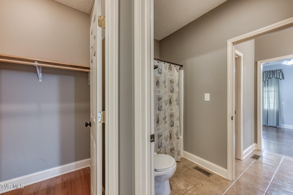 Photo #25: 107 Asher Court