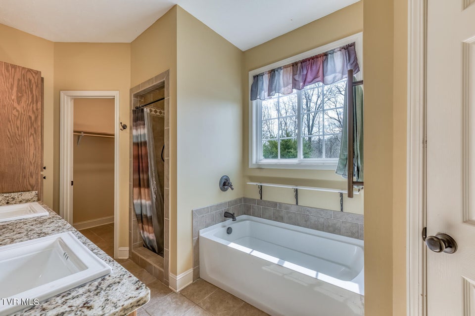 Photo #32: 107 Asher Court