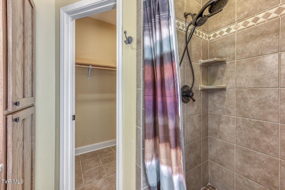 Photo #34: 107 Asher Court