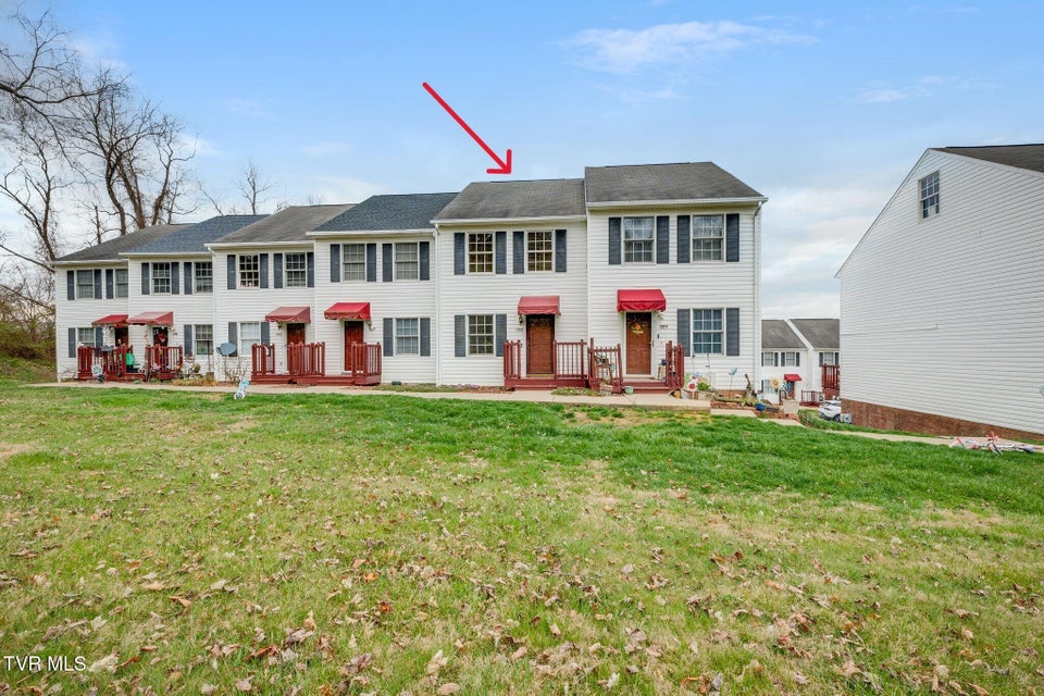 Photo #2: 659 Beaverview Drive