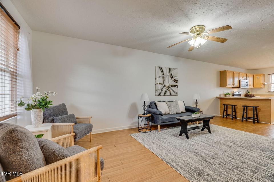 Photo #5: 659 Beaverview Drive