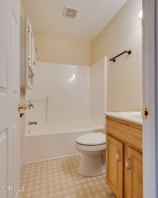 Photo #17: 659 Beaverview Drive