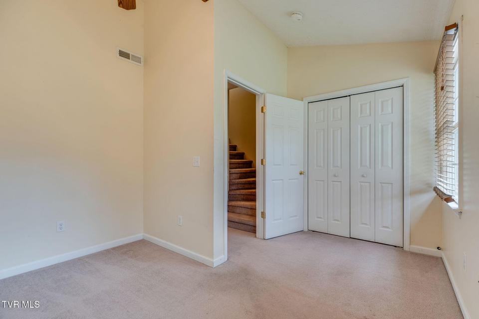 Photo #16: 659 Beaverview Drive