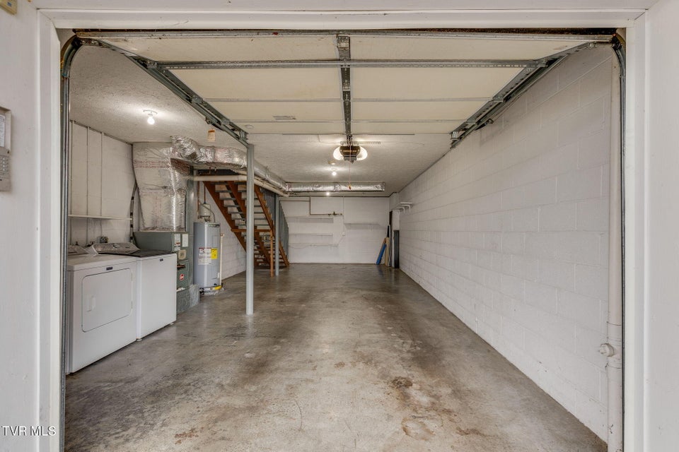 Photo #21: 659 Beaverview Drive