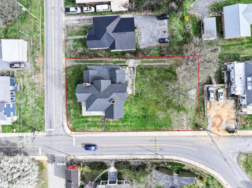 Photo #6: 301 Irish Street