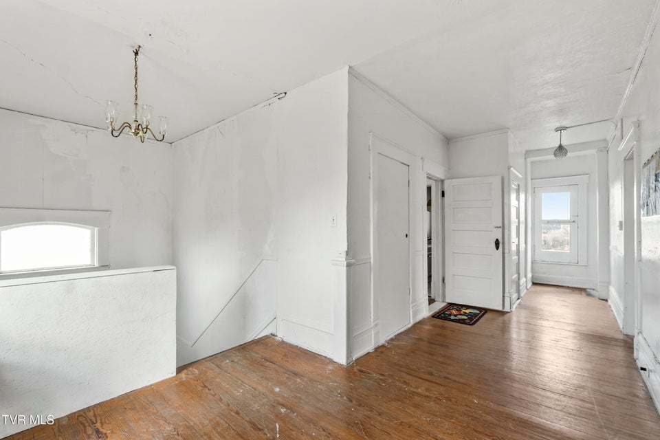 Photo #15: 301 Irish Street