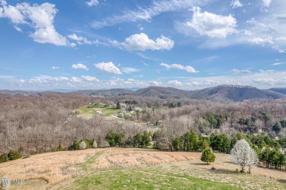 Photo #15: 756 Highway 75 