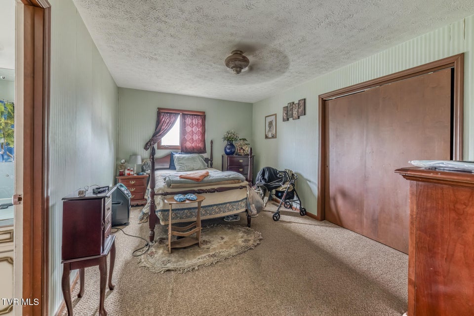 Photo #50: 756 Highway 75 