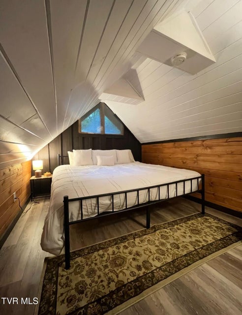 Photo #15: 1878 Little Cove Road