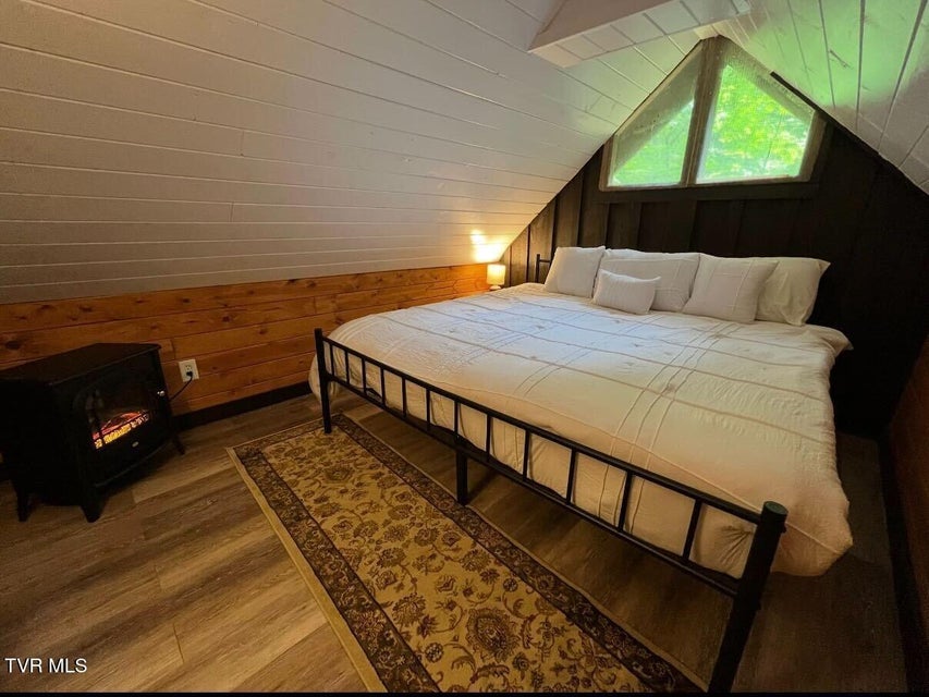 Photo #16: 1878 Little Cove Road