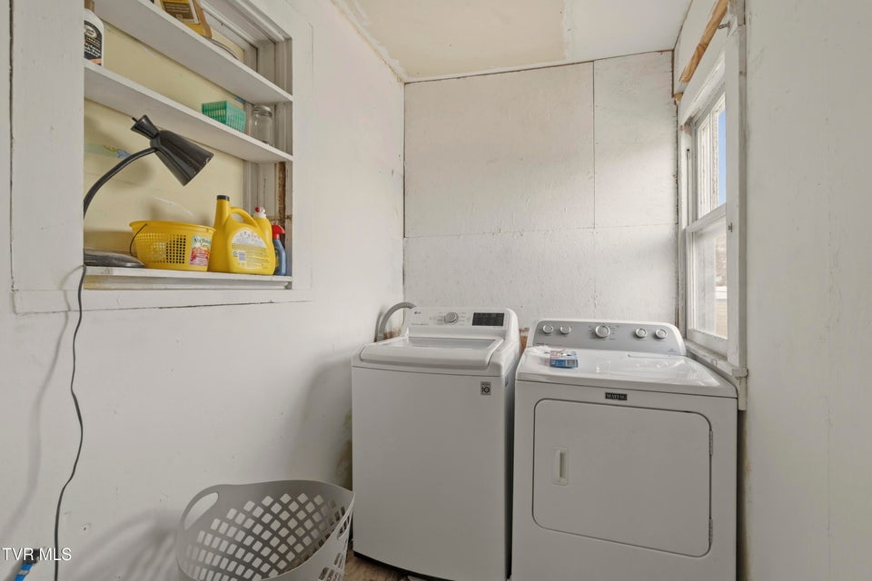 Photo #36: 301 Irish Street