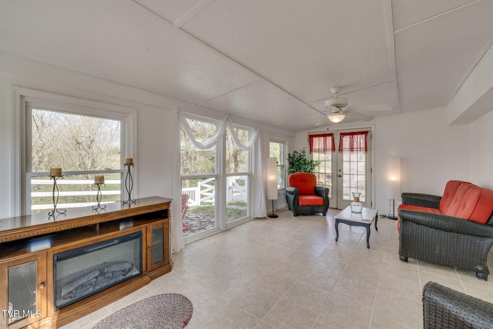 Photo #26: 1005 Old Snapps Ferry Road