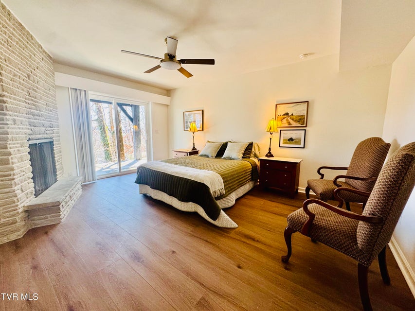 Photo #49: 2 Rovan Court