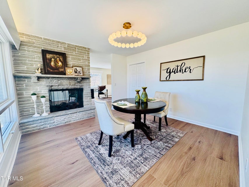 Photo #21: 2 Rovan Court