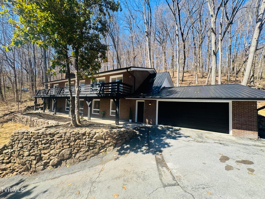 Photo #2: 2 Rovan Court