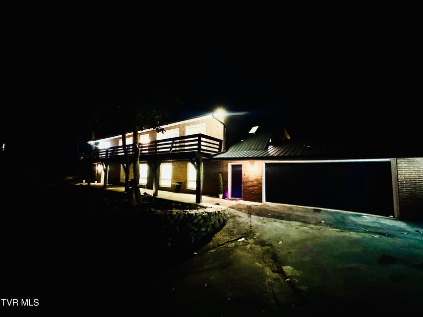 Photo #82: 2 Rovan Court