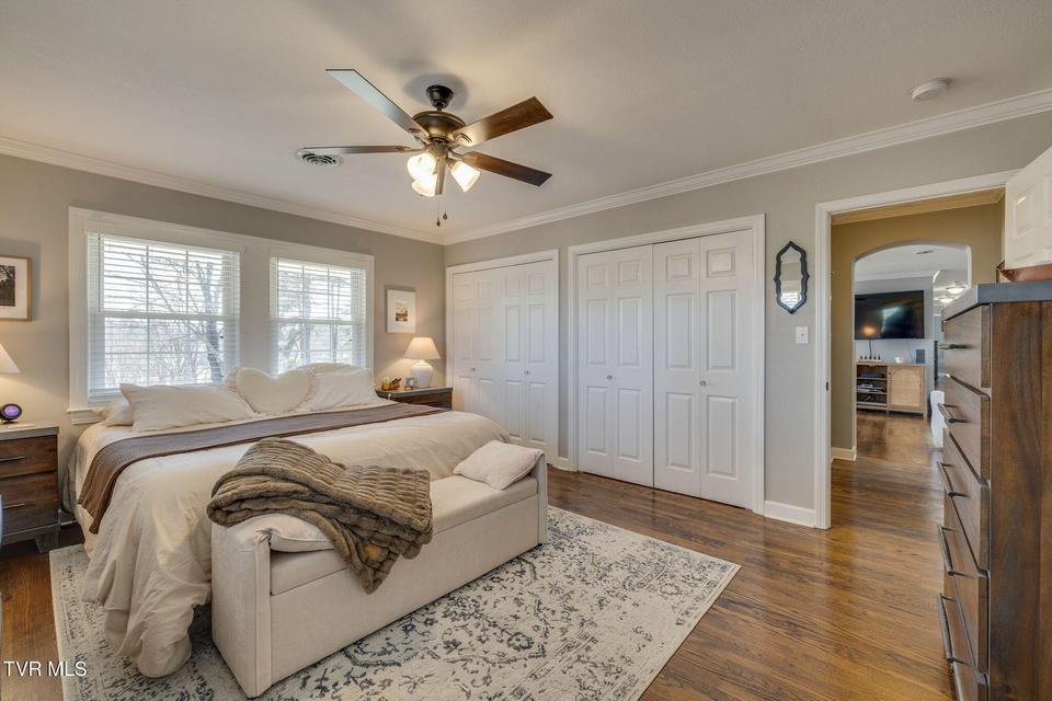 Photo #20: 315 Hillcrest Drive