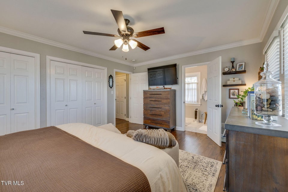 Photo #21: 315 Hillcrest Drive