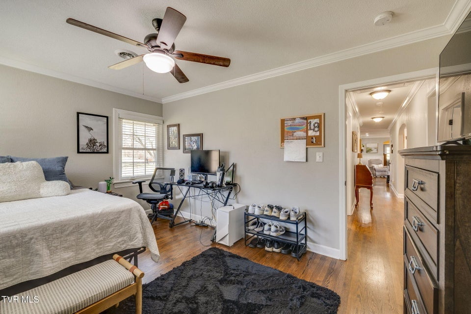 Photo #29: 315 Hillcrest Drive