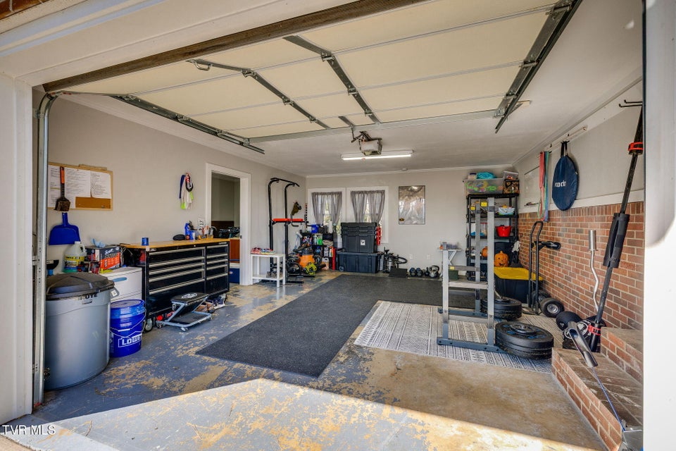 Photo #39: 315 Hillcrest Drive