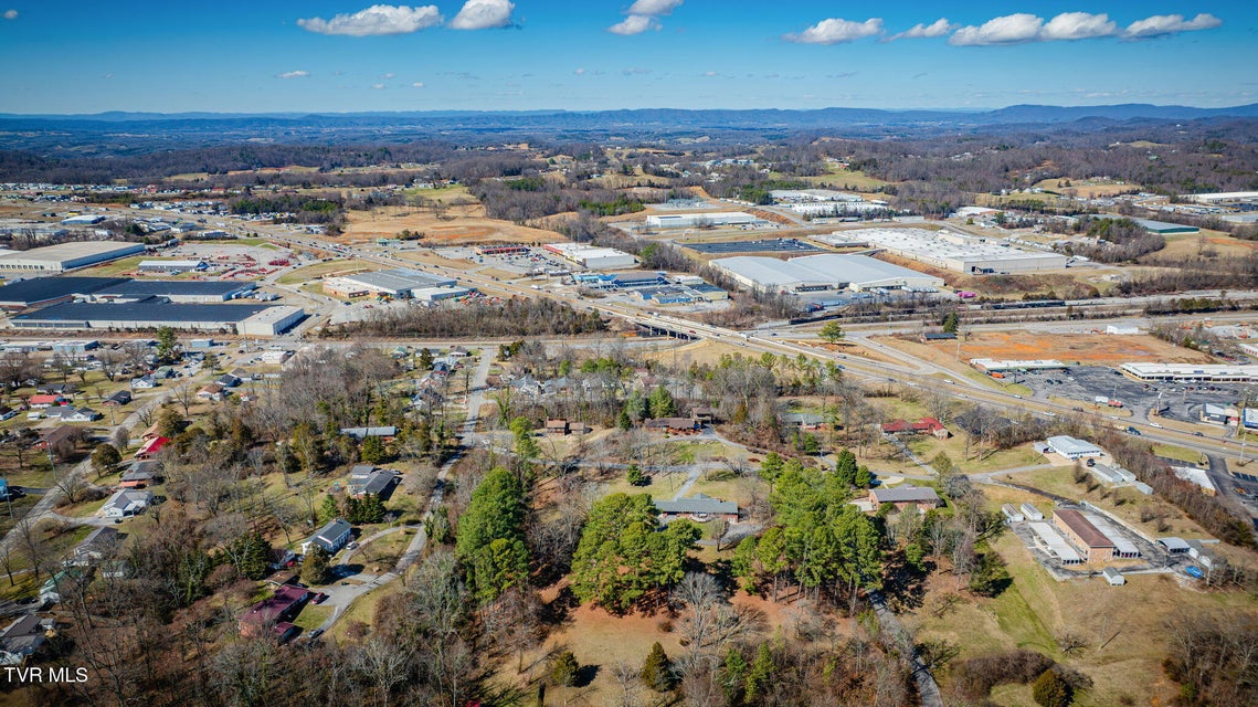 Photo #48: 315 Hillcrest Drive