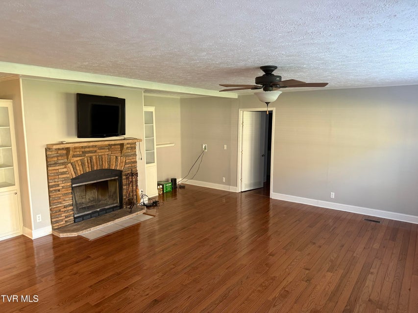 Photo #11: 6923 Tennessee 66 