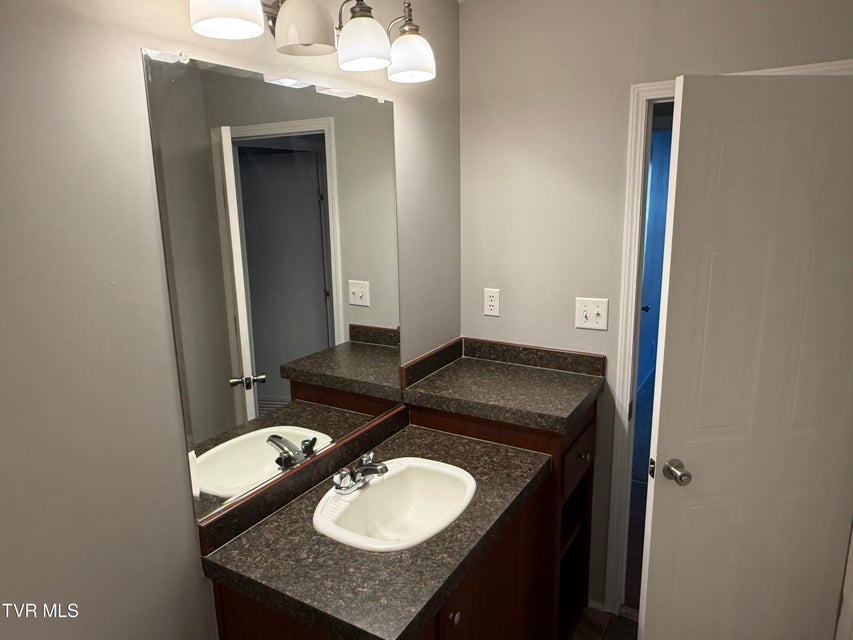 Photo #30: 6923 Tennessee 66 