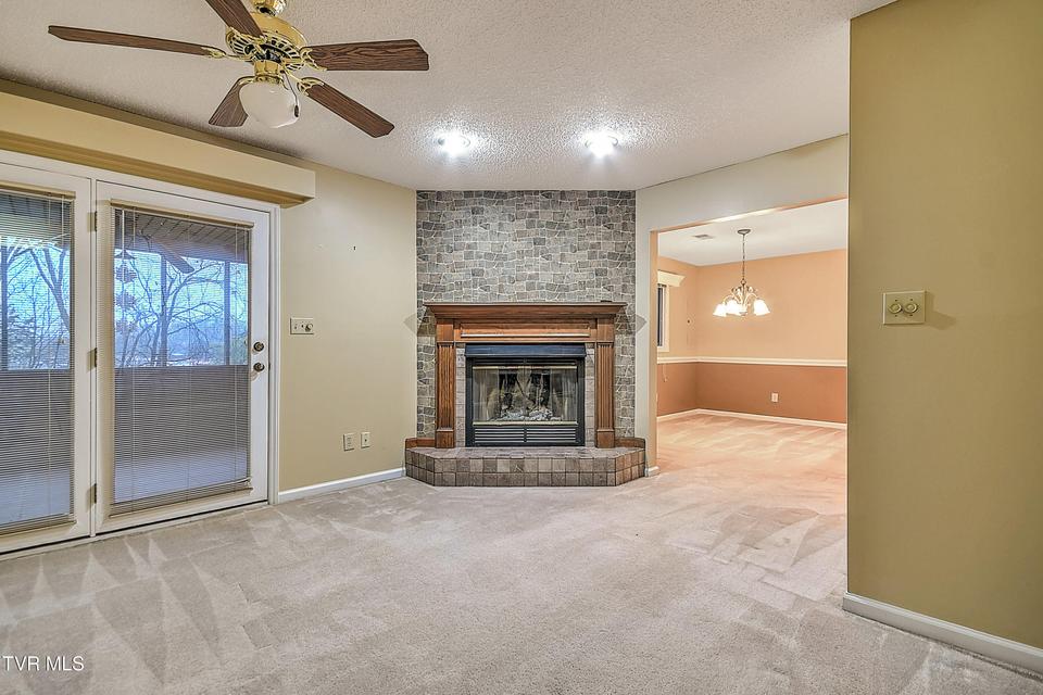 Photo #6: 248 Willowbend Drive