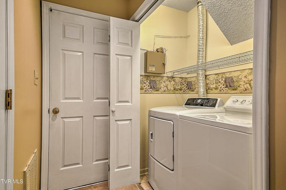 Photo #15: 248 Willowbend Drive