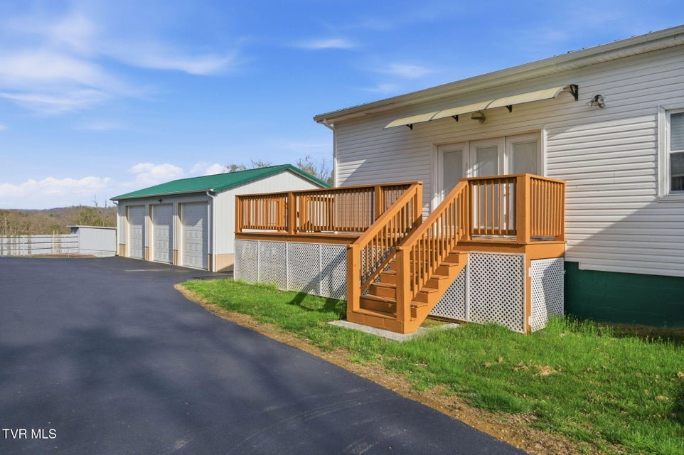 Photo #33: 307 Tween Hills Road