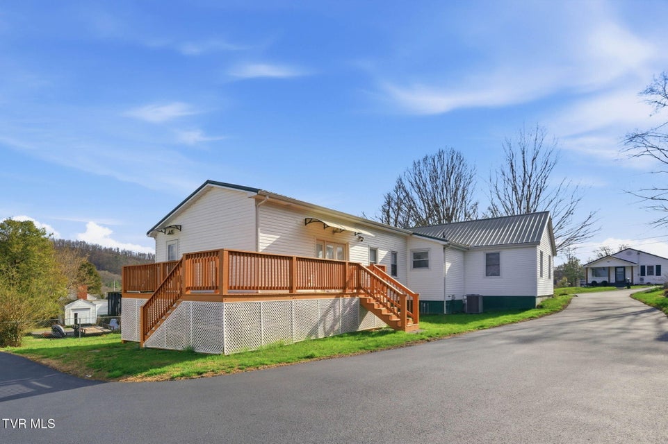 Photo #32: 307 Tween Hills Road