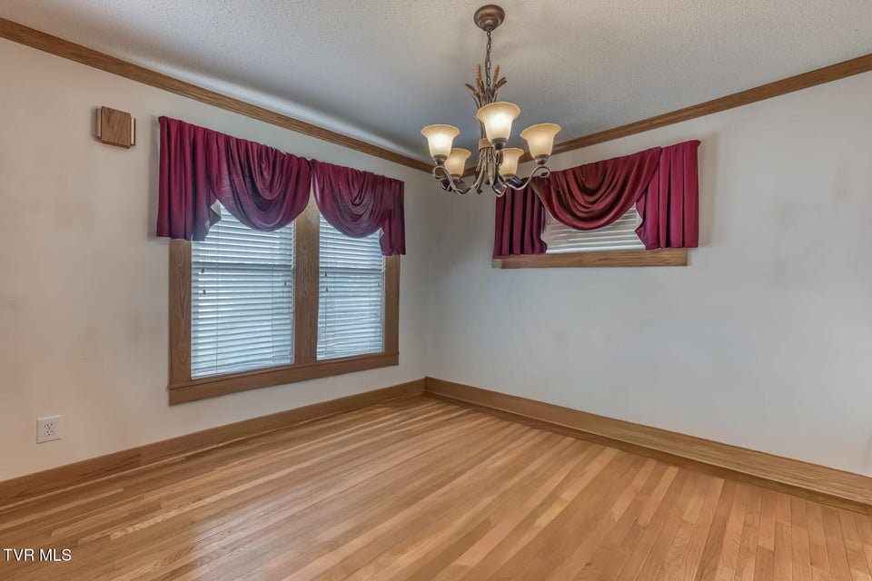 Photo #6: 345 Elm Avenue