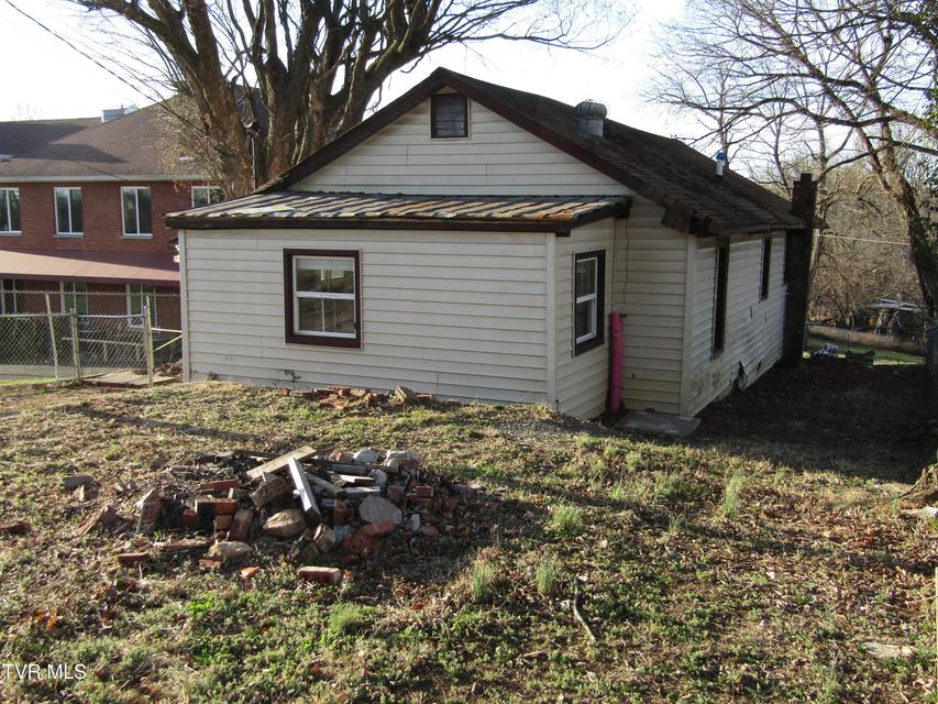 Photo #3: 104 Paperville Road