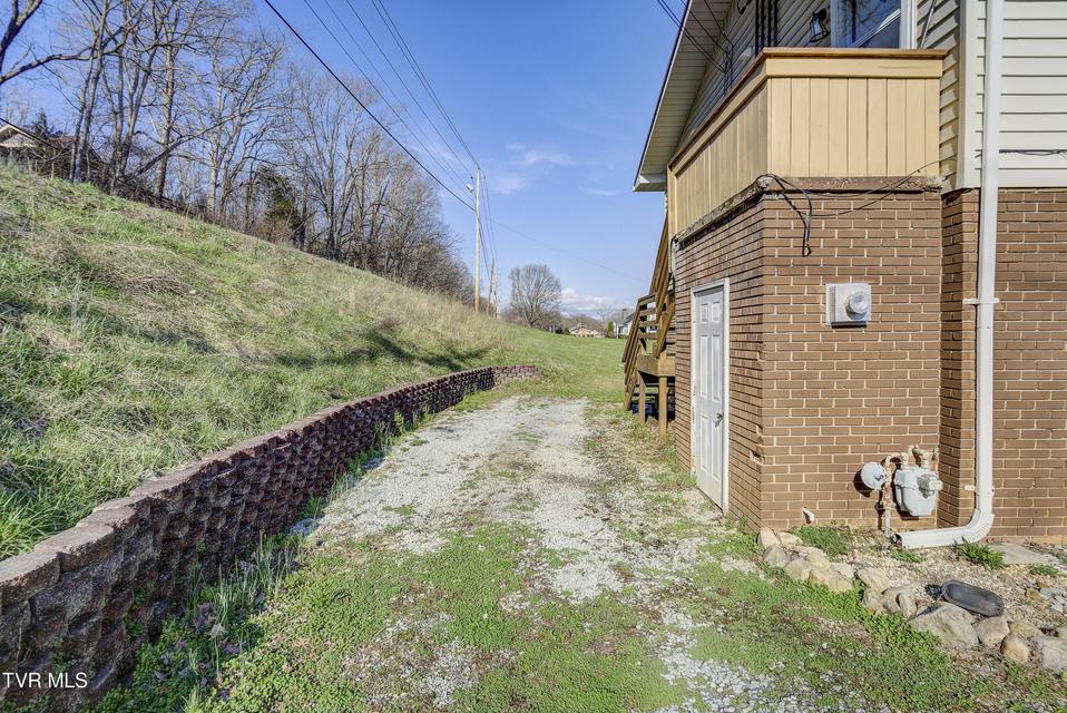 Photo #2: 103 Warrior Lane