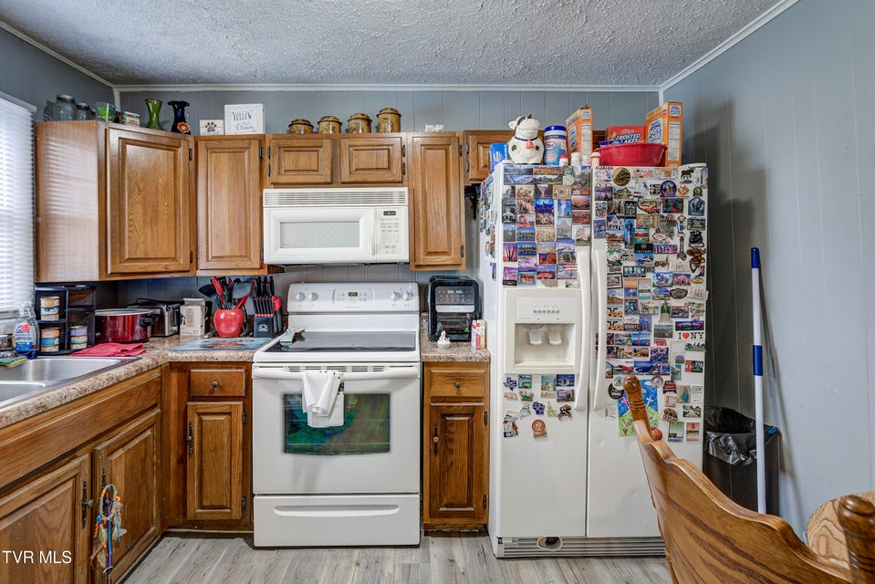 Photo #15: 103 Warrior Lane