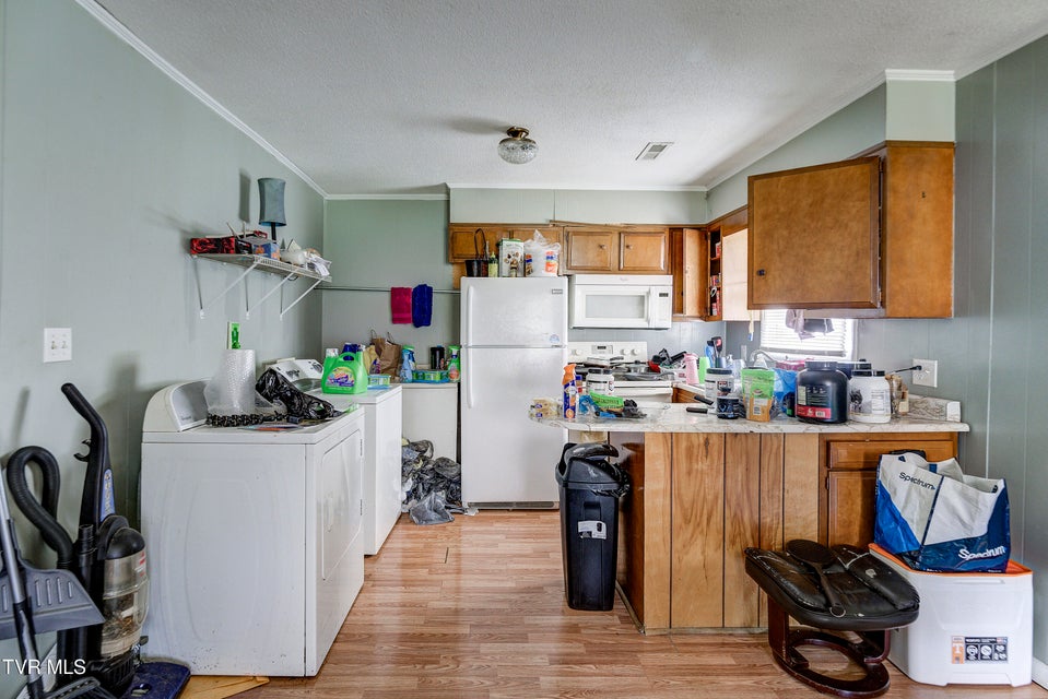 Photo #37: 103 Warrior Lane