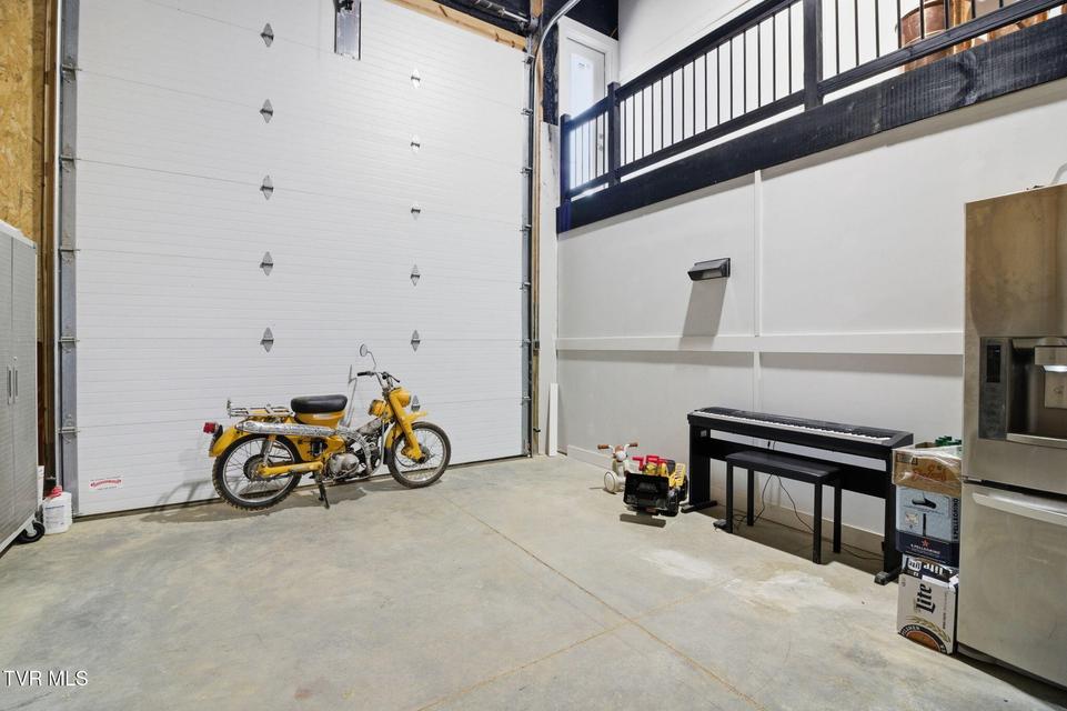 Photo #25: 411 Saint James Road