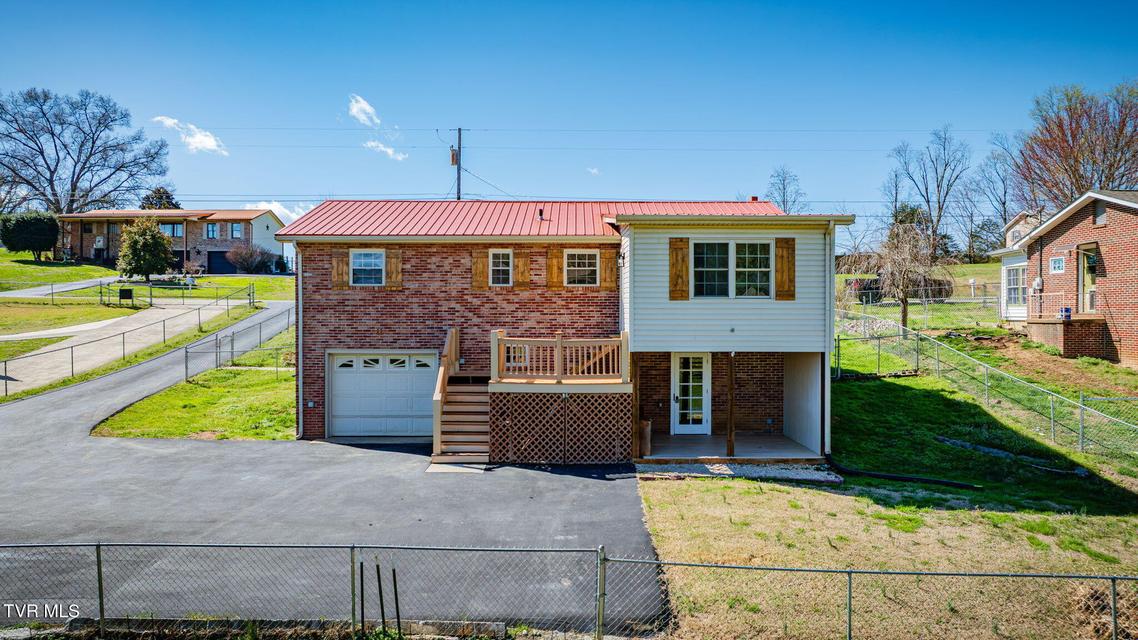 Photo #35: 895 Choctaw Drive