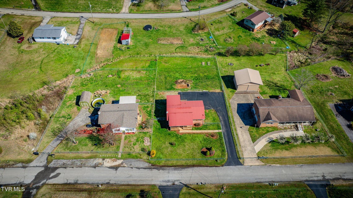 Photo #37: 895 Choctaw Drive