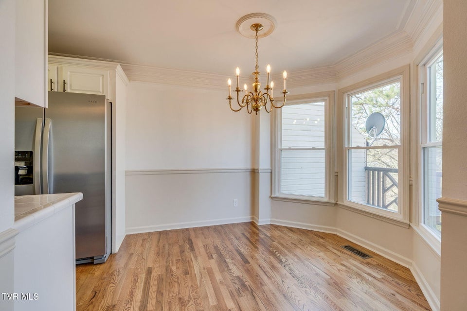 Photo #10: 303 Breckenridge Trace