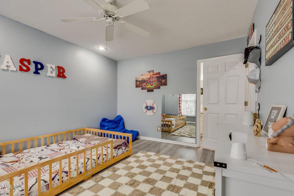 Photo #22: 175 Bentley Parc 