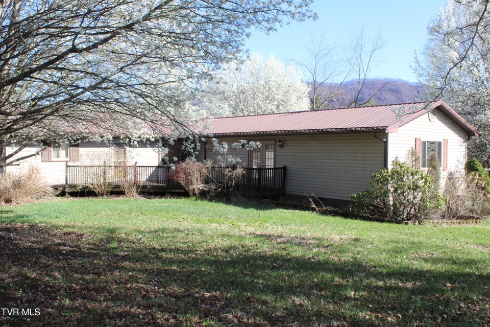 Photo #5: 158 Dryden Heights Drive