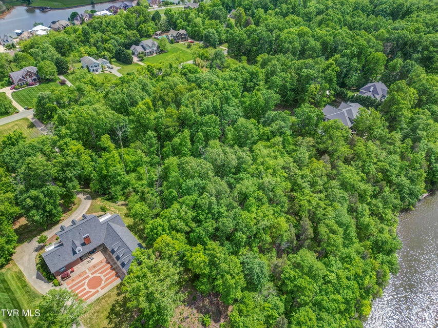 Photo #12: 612 Harbor Point Drive