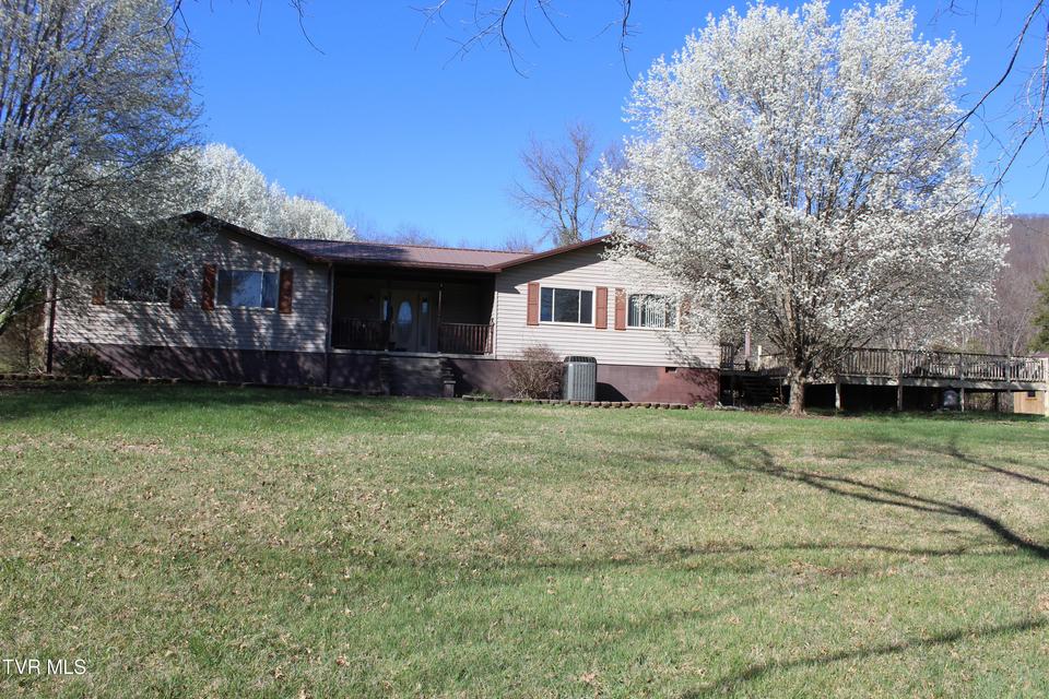 Photo #11: 158 Dryden Heights Drive