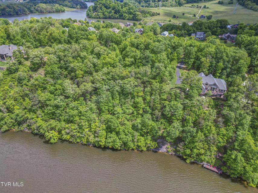 Photo #14: 612 Harbor Point Drive